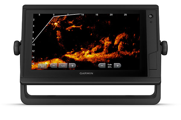 GPSMAP 922 Plus with Panoptix sonar screen